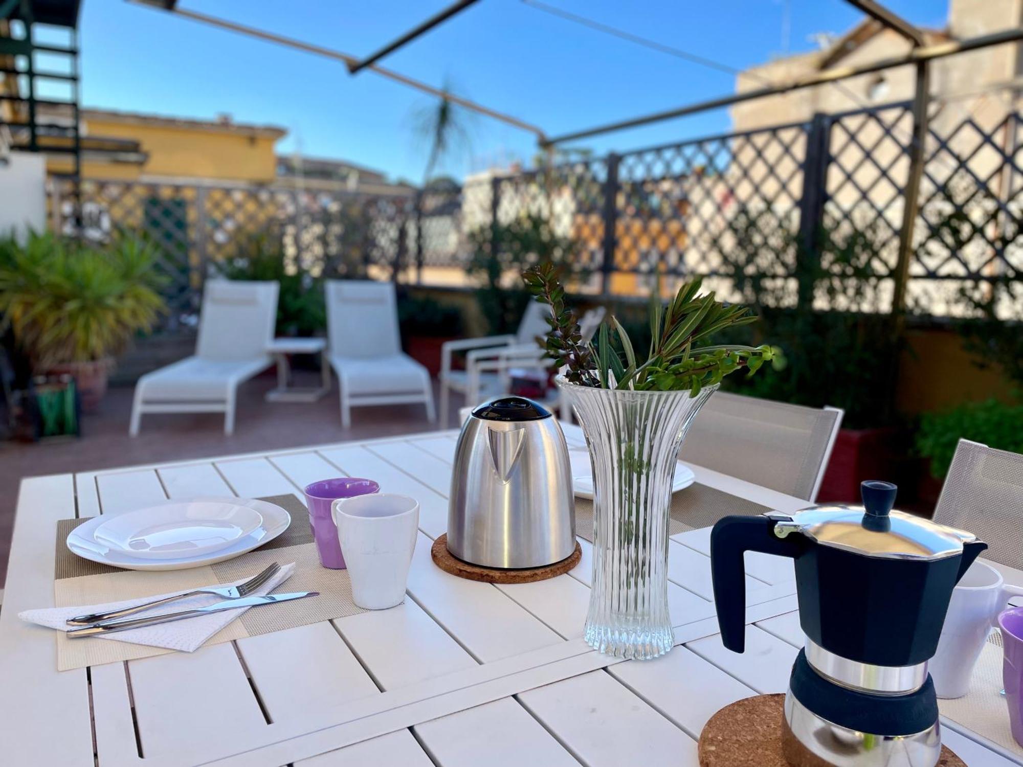 Elegant, With Private Terrace Next To The Vatican Рим Экстерьер фото